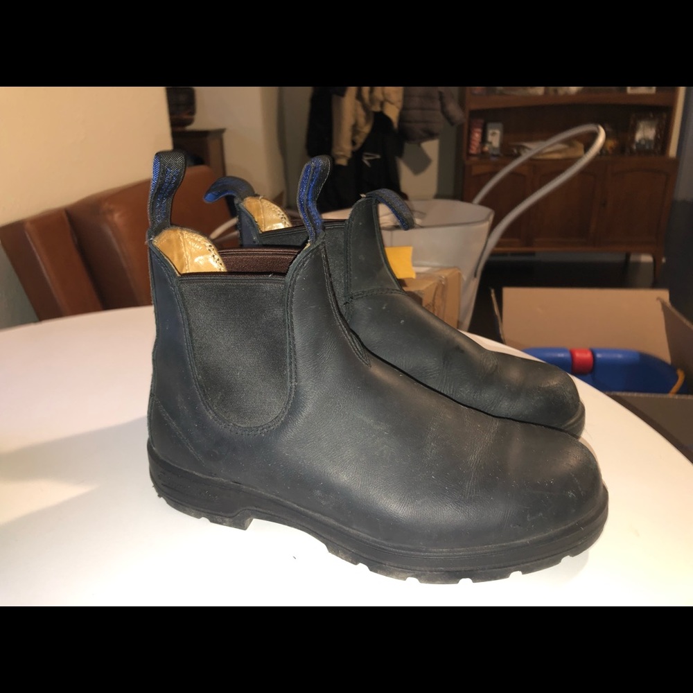 Gently worn Blundstones Sherpa lined boots